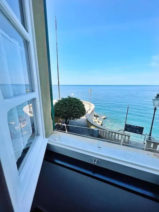 Un Terrazzino Sul Lungomare Apartment Camogli